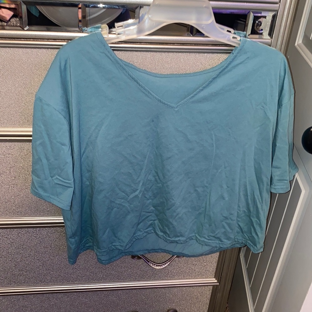 Green crop top